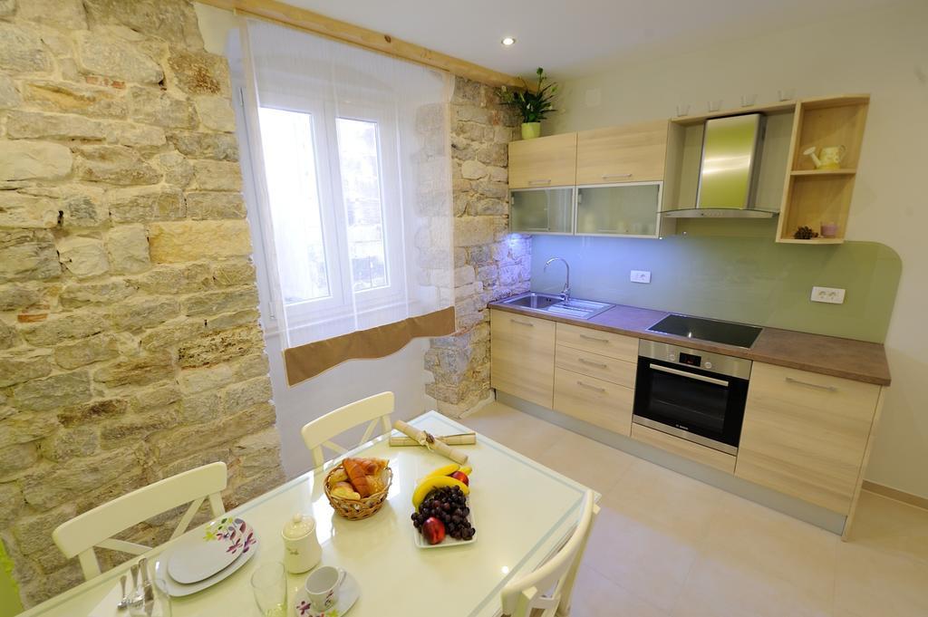 Apartment Desiderata Split